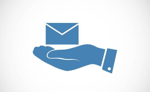 �]����S����